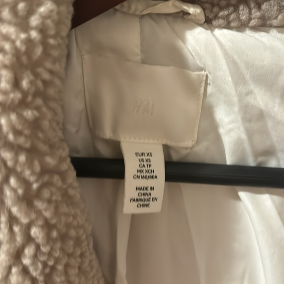 h&m jacket - Picture 2 of 3